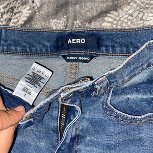 Aero cheeky jeggings size 2